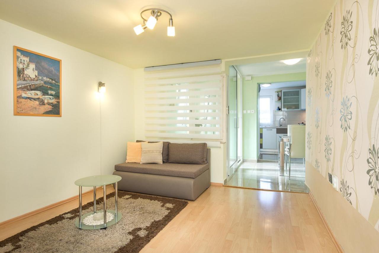 Beach Apartment Krk Town Extérieur photo